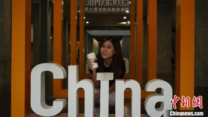 成都是我另一个家：邓薏