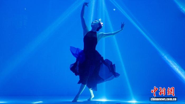 水陆交融创新舞蹈赛事在三亚启幕