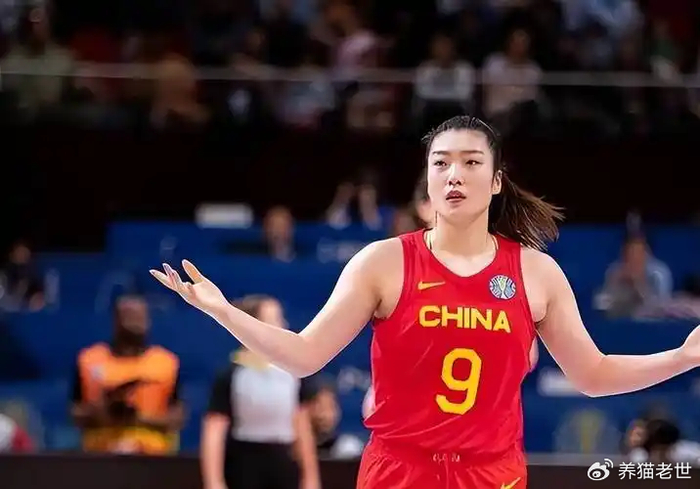 王思雨关键三分锁定奥运席位 中国女篮力克捷克