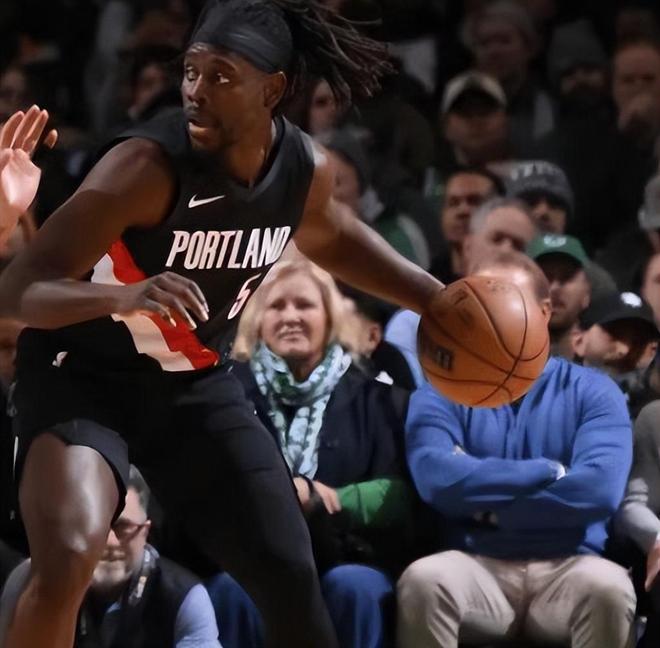 湖人击败骑士锁定前六 东契奇创纪录 快船失利排