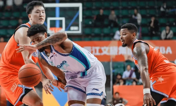 福建队爆冷掀翻联赛第七青岛队